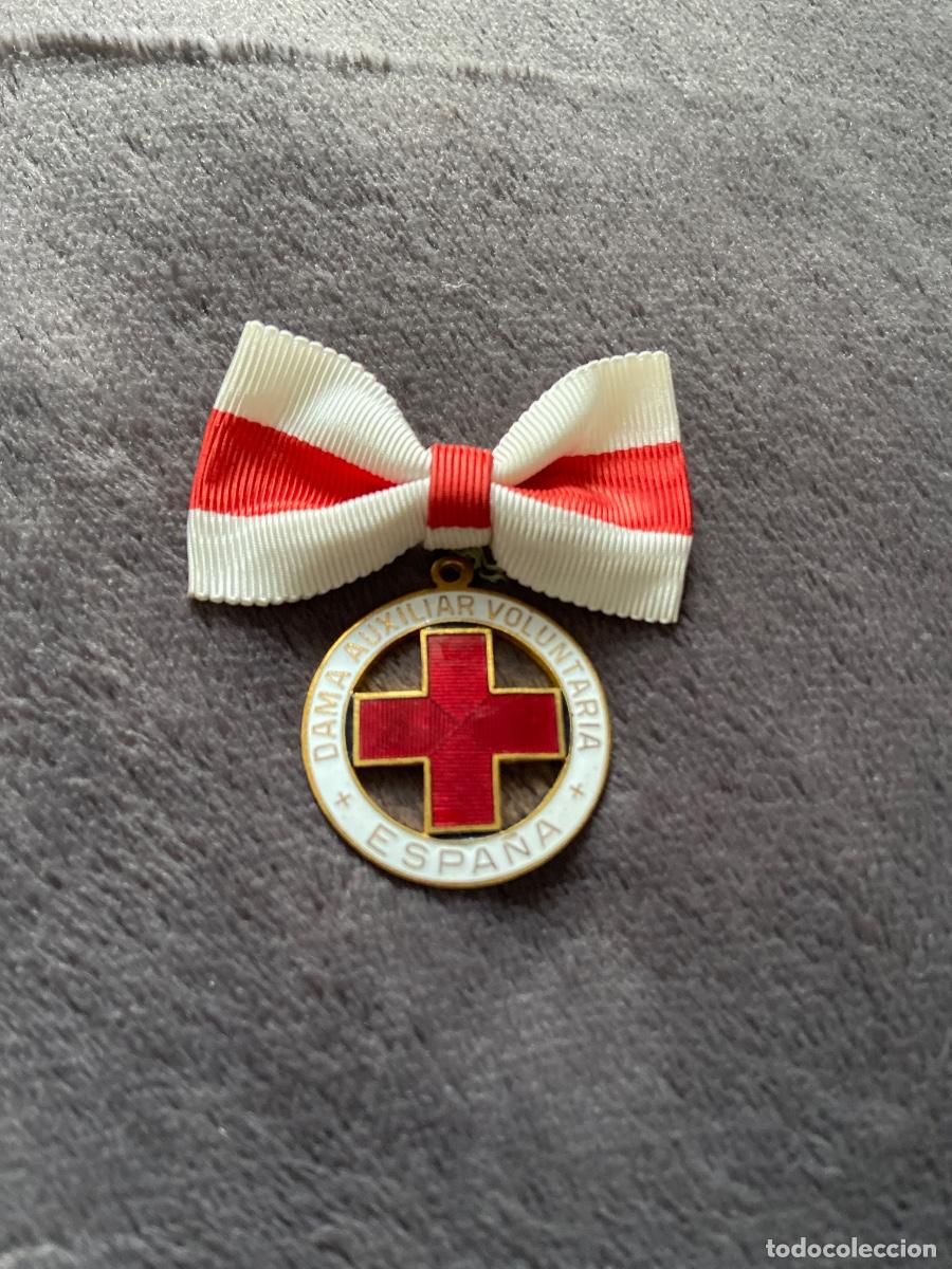 Militaria: DAMA AUXILIAR VOLUNTARIA