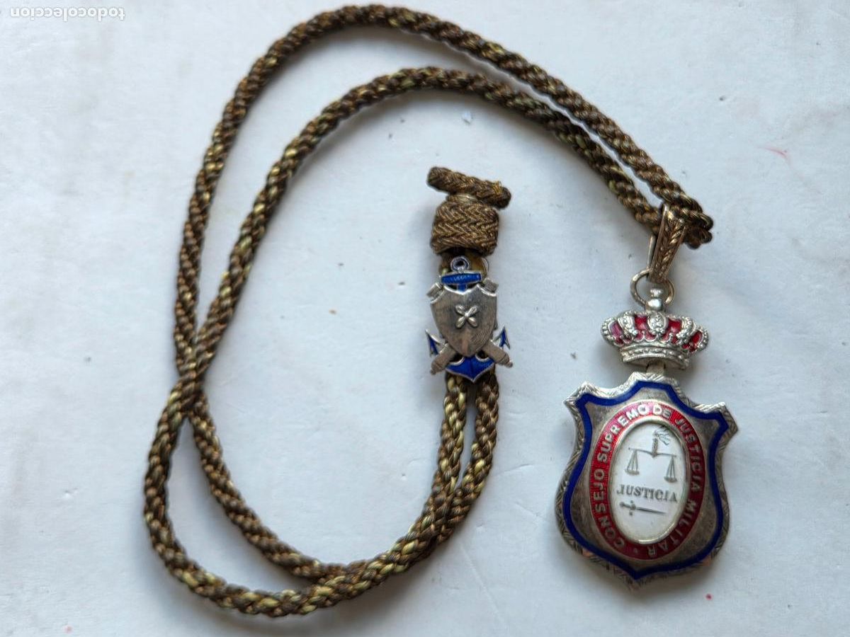 Militaria: CONSEJO SUPREMO DE JUSTICIA MILITAR CON ADORNO NAVAL Y CORDON