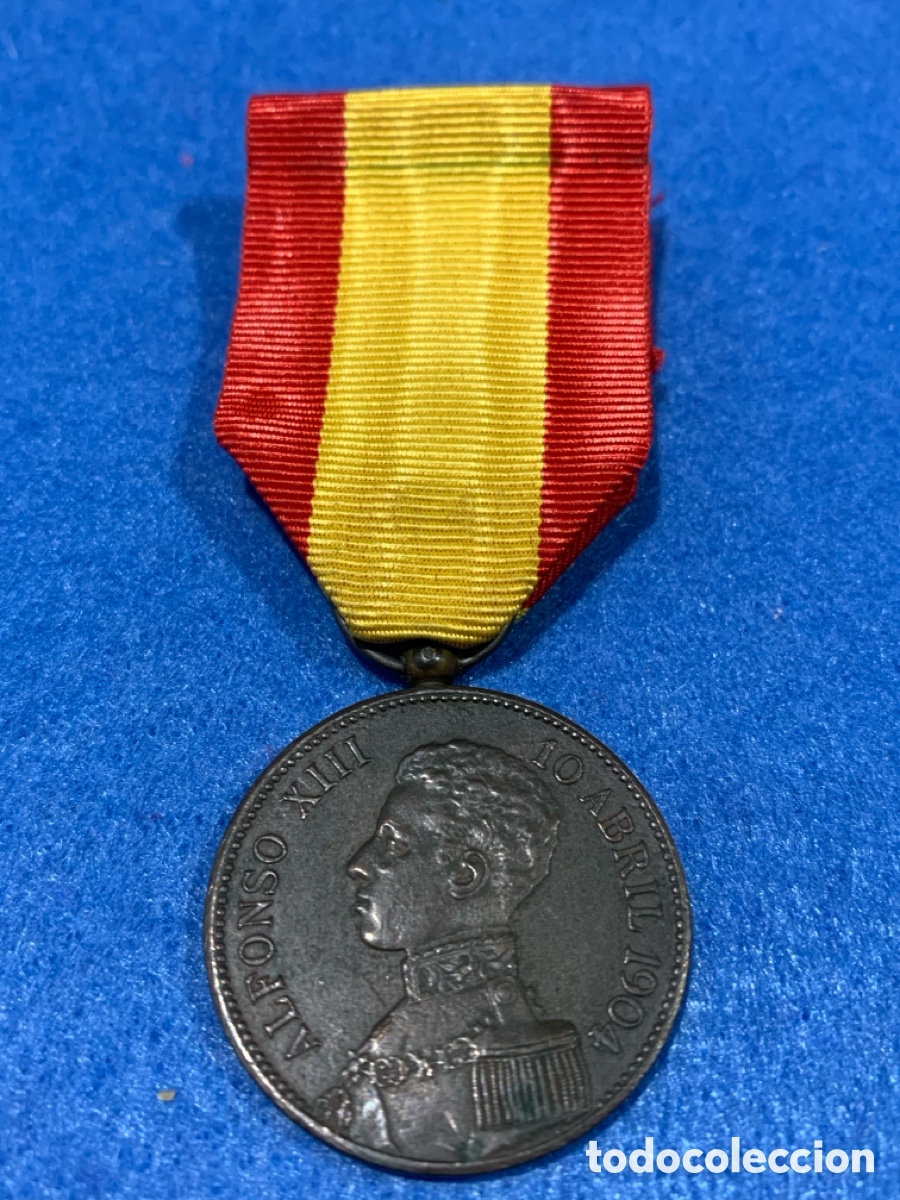 Militaria: Medalla Patrona de los Somatenes de Catalu&ntilde;a &eacute;poca Alfonso XIII