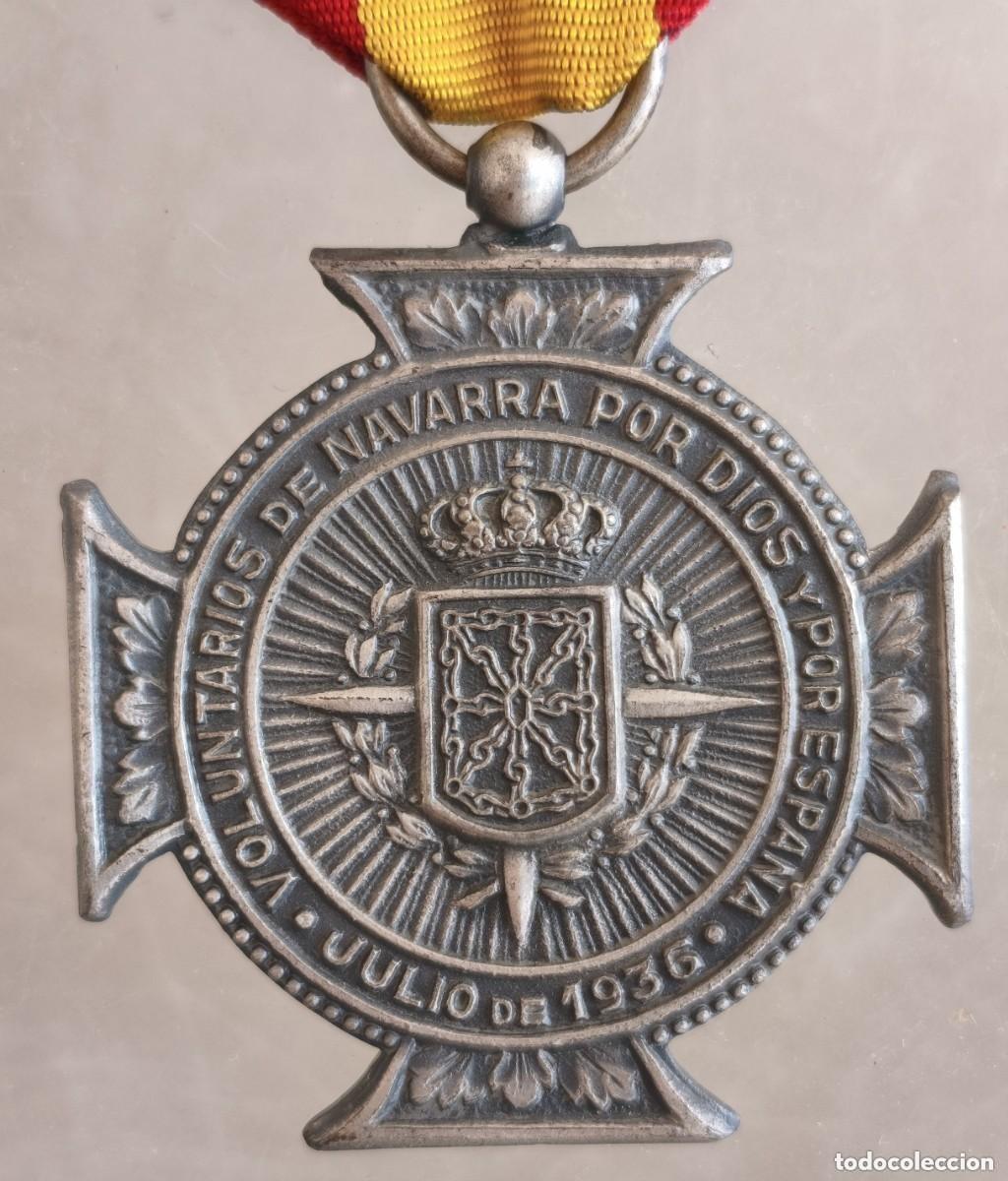 Militaria: Medalla Conmemorativa. Voluntarios de Navarra, por Dios y por la Patria. Julio de 1936.