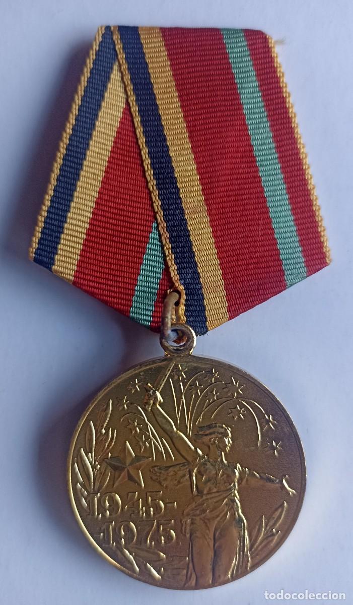 Militaria: Medalla rusa del 30 aniversario del fin de la guerra 1945-1975 (III Reich Hitler- Nazi- Alemania) WW