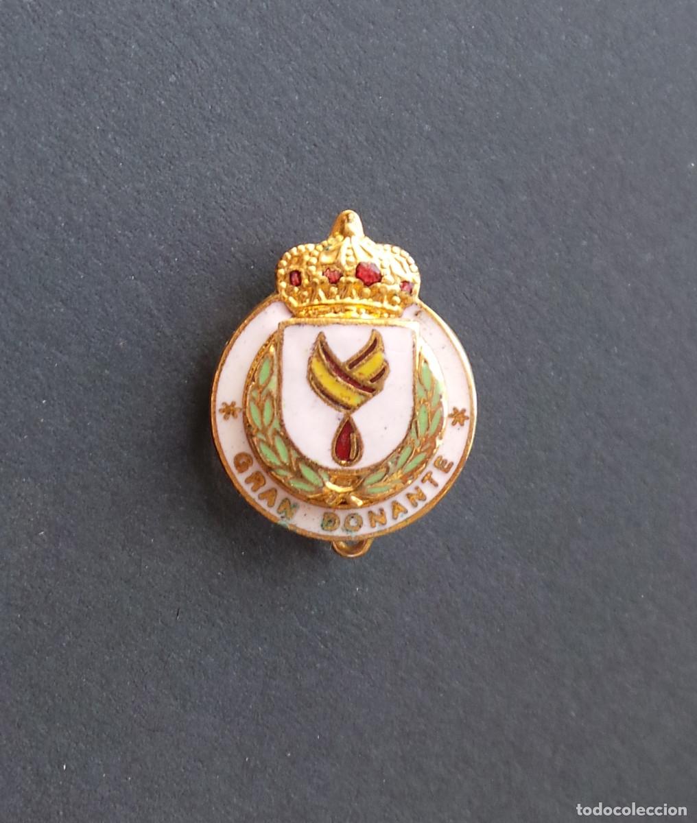 Militaria: MEDALLA MINIATURA GRAN DONANTE, OTORGADA POR LA FEDERACI&Oacute;N ESPA&Ntilde;OLA DE DONANTES DE SANGRE.
