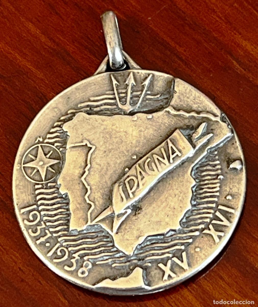 Militaria: DIVISIONE VOLONTARI DEL LITTORIO, Medalla original en plata, Guerra Civi, CTV Italia, 1937-1938