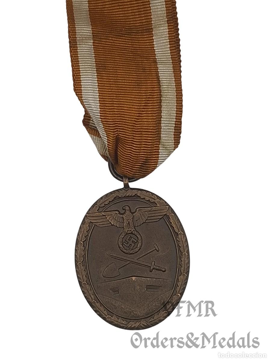 Militaria: Alemania - Medalla del muro atl&aacute;ntico