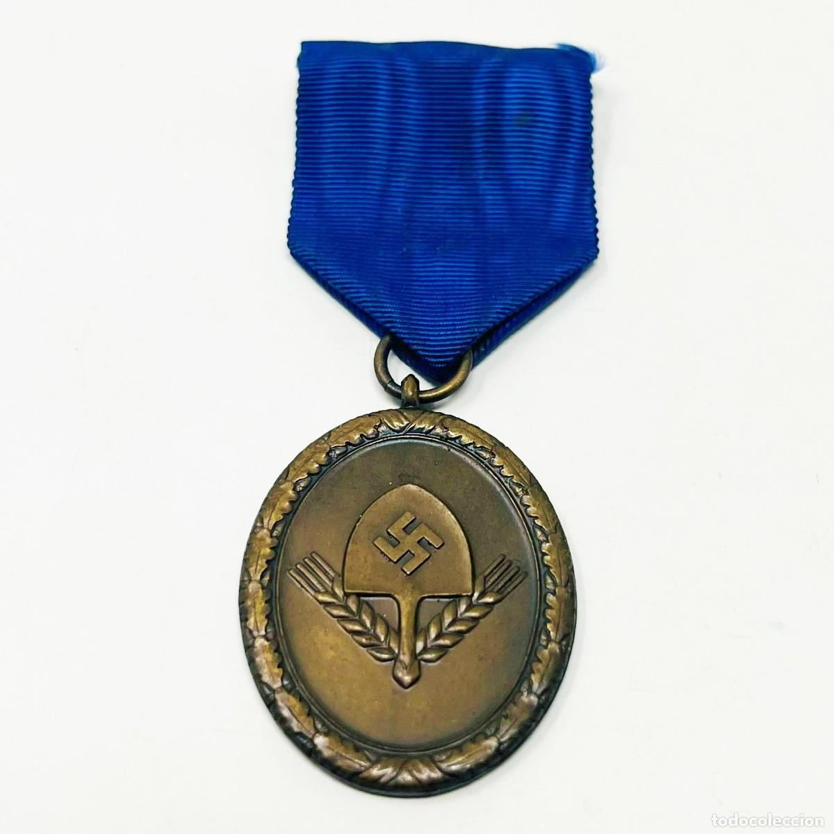 Militaria: Medalla RAD 4 A&ntilde;os de Servicio Leal &ndash; Reichsarbeitsdienst &ndash; Aluminio &ndash; Alemania III Reich &ndash; Original