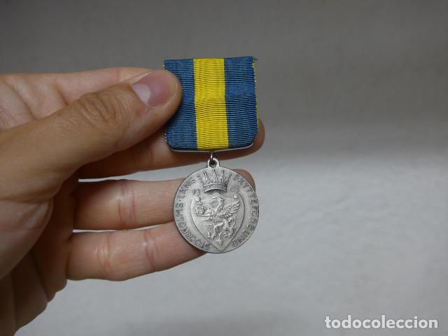 Militaria: Antigua medalla sueca de 1903 a identificar, original. Suecia.