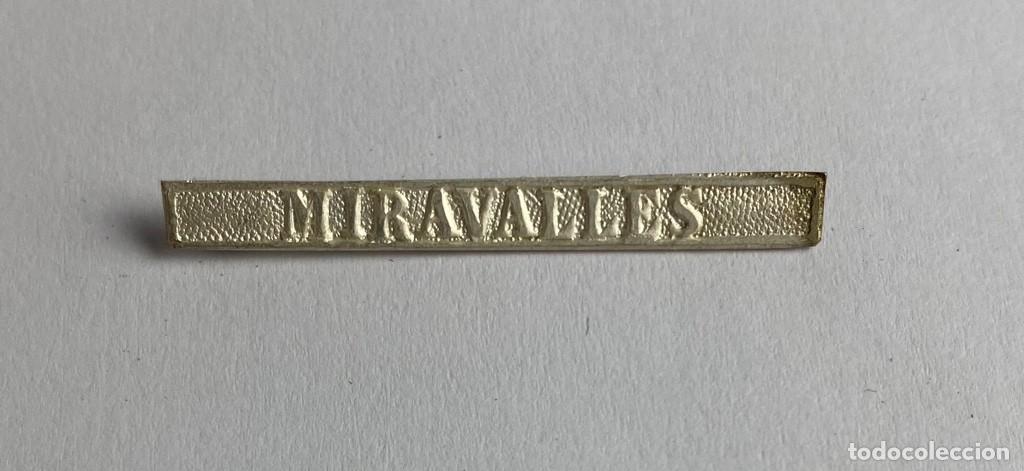 Militaria: Pasador MIRAVALLES de la Medalla de Alfonso XII de 1875 3&ordf; Guerra Carlista