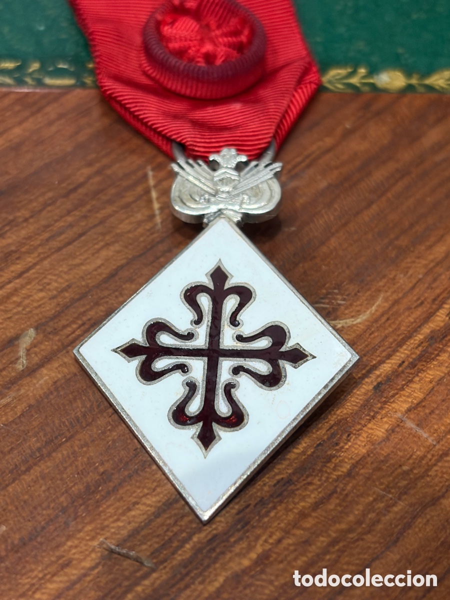 Militaria: Medalla de la Real Orden Militar de La Montesa -
