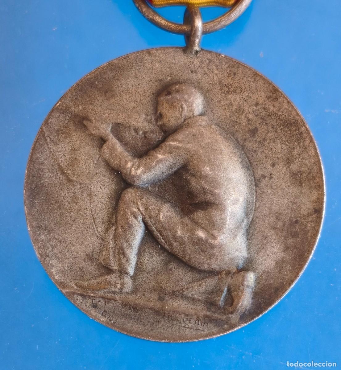 Militaria: Medalla de tiro. Sin m&aacute;s datos.