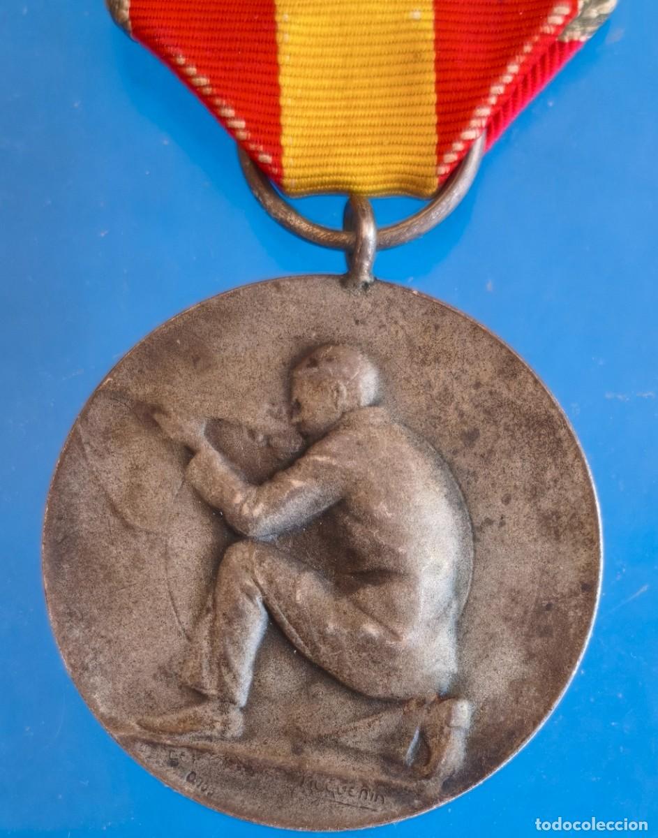 Militaria: Medalla de tiro. Sin m&aacute;s datos. - Foto 3