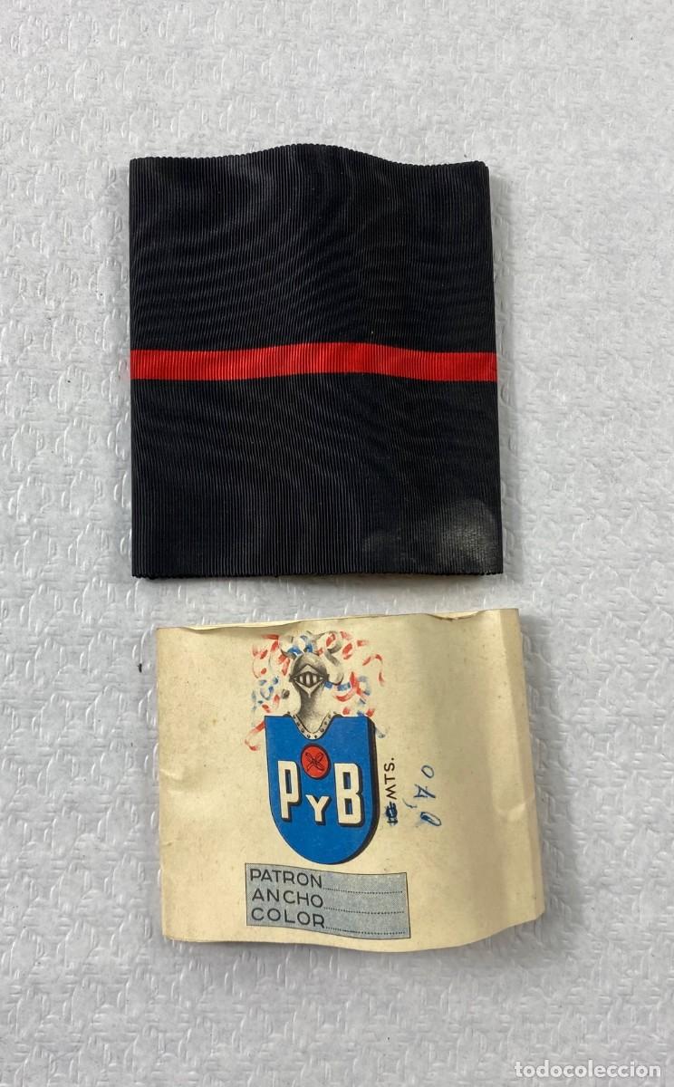 Militaria: BANDA de antigua condecoraci&oacute;n Espa&ntilde;a Siglo XIX o inicios del XX en estado nuevo Original NEGRO Y RO