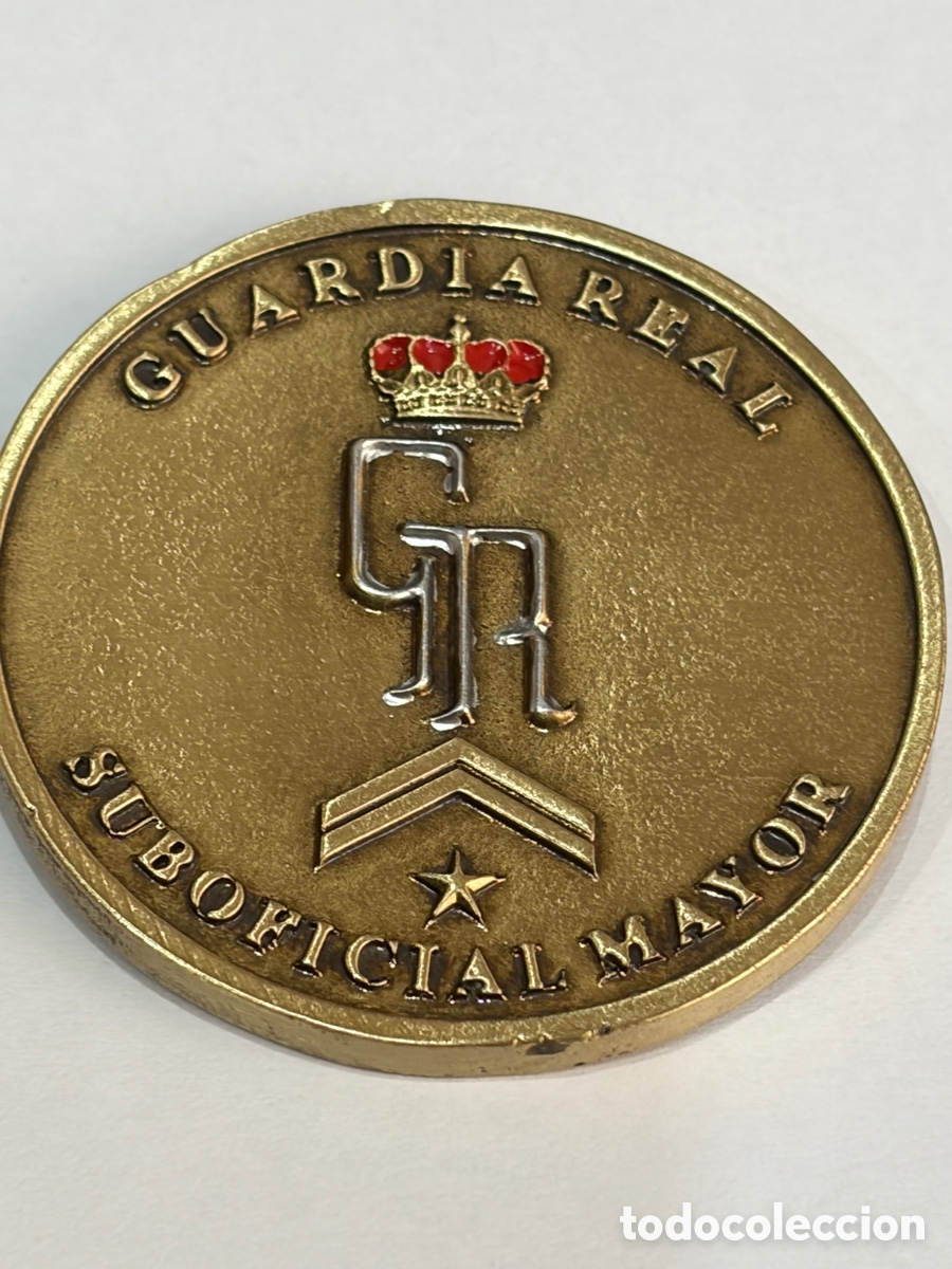 Militaria: Moneda / Medalla - Guardia Real Suboficial Mayor - casa de S. M. El Rey - mide 5 cm