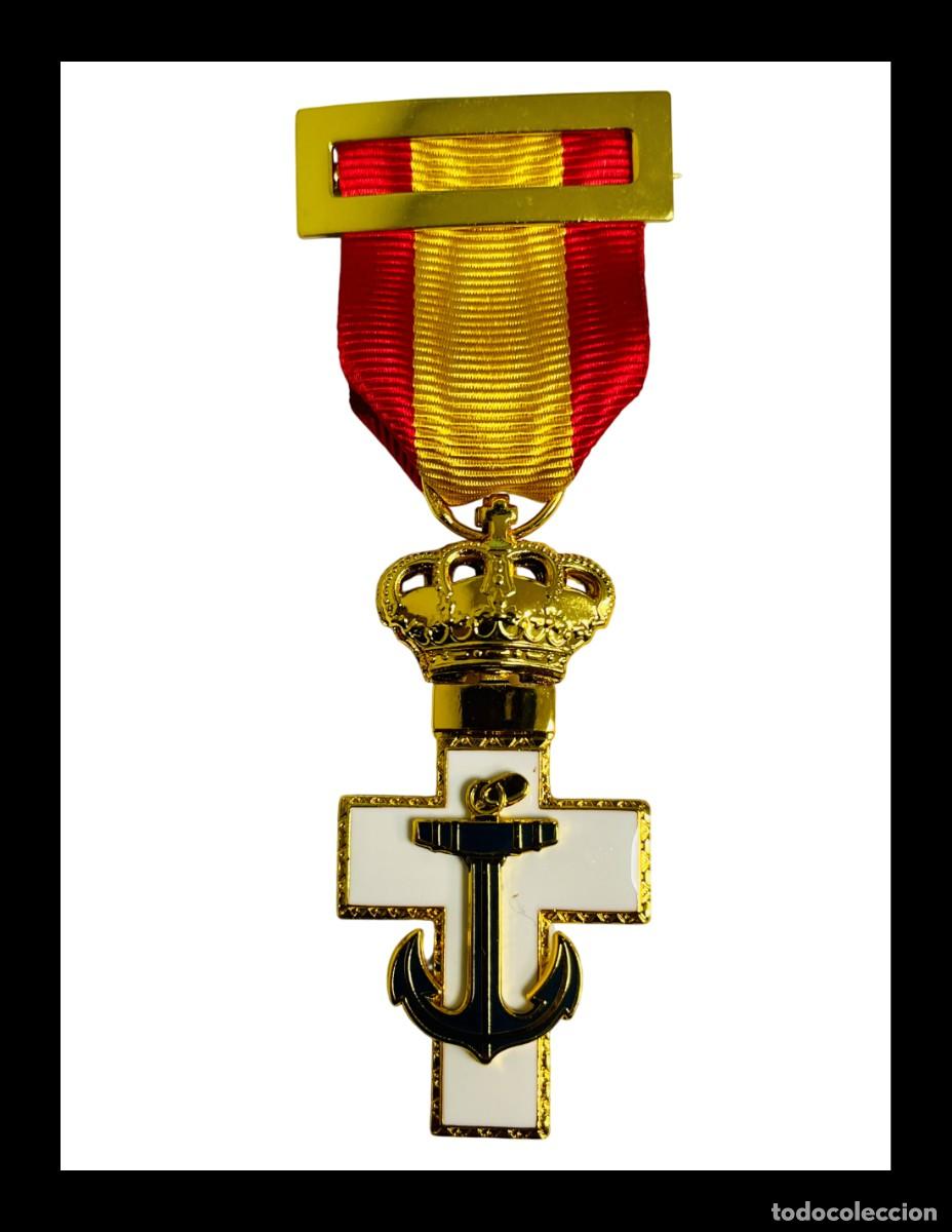 Militaria: Medalla Cruz M&eacute;rito Naval Distintivo Blanco
