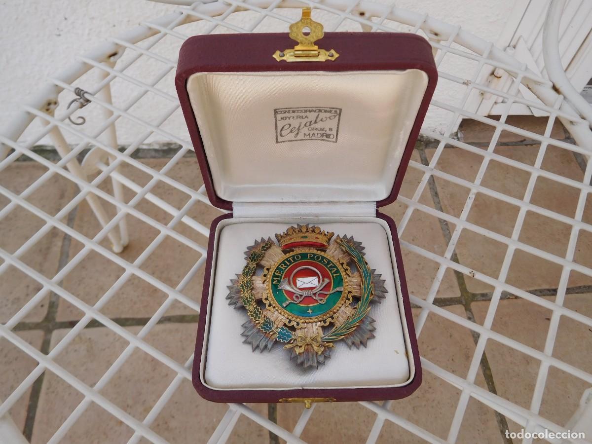 Militaria: Gran placa de la orden del m&eacute;rito postal