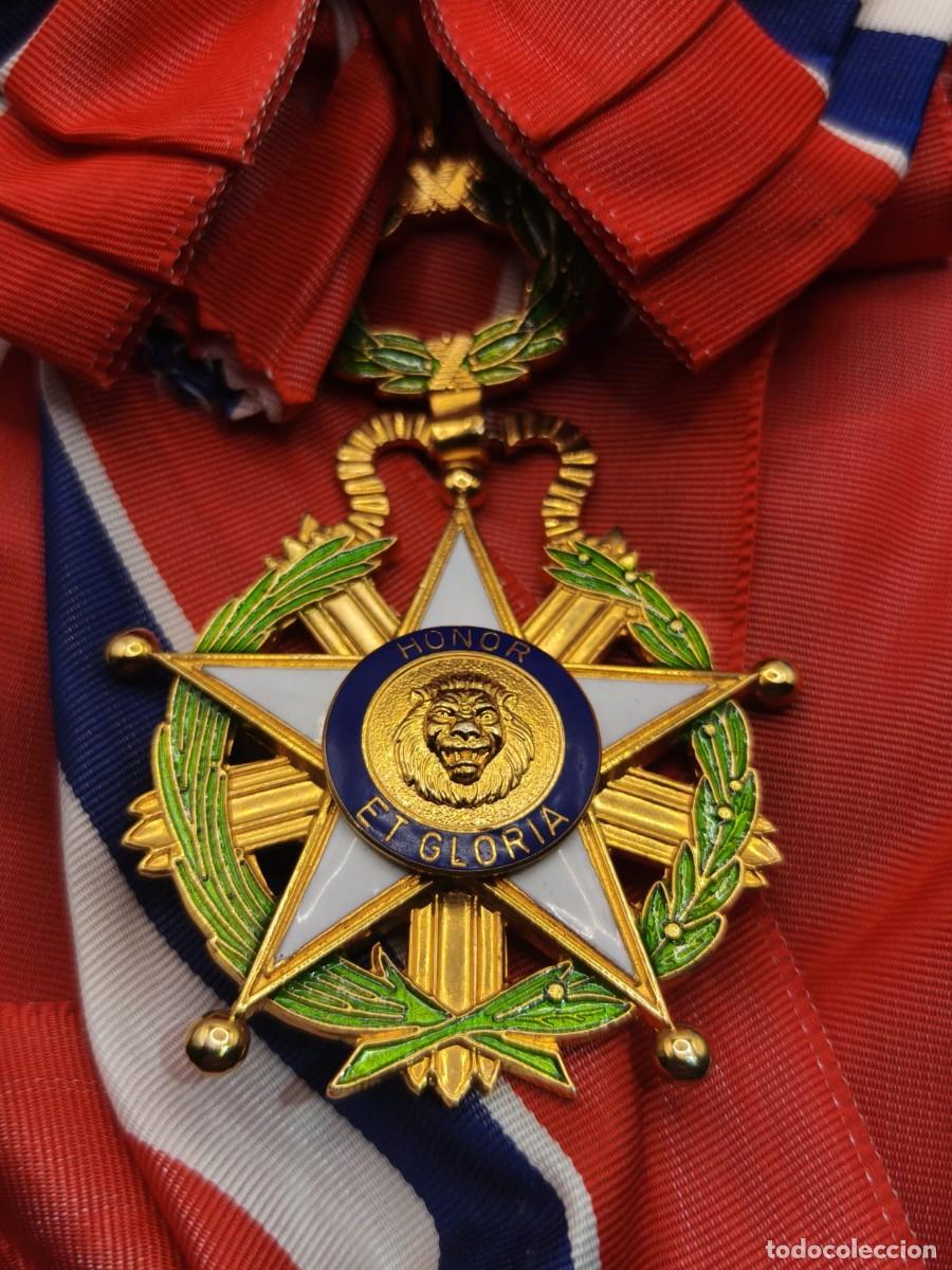 Military Antiques: Banda orden de merito de Paraguay