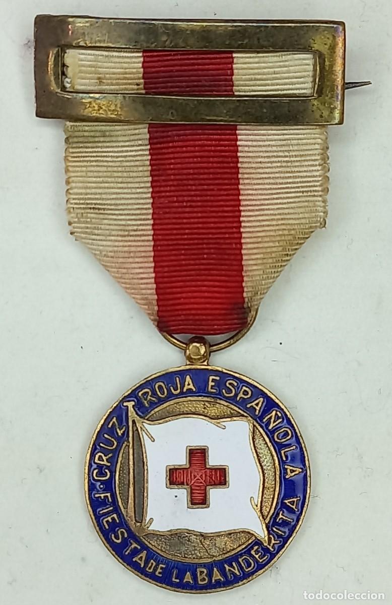 Militaria: ANTIGUA MEDALLA CRUZ ROJA ESPA&Ntilde;OLA , FIESTA DE LA BANDERITA