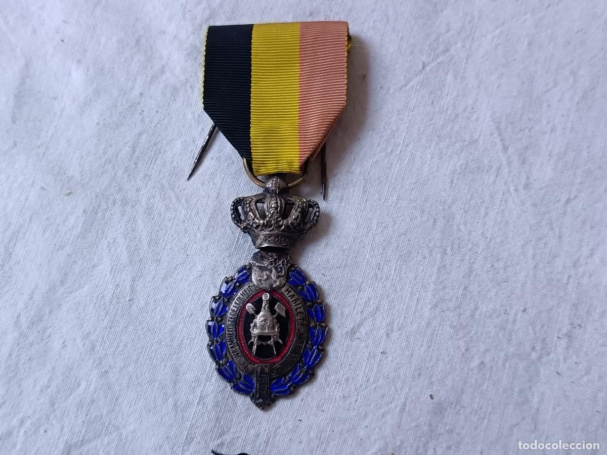 Militaria: Insignia o medalla militar/civil, Condecoraci&oacute;n del Trabajo de B&eacute;lgica
