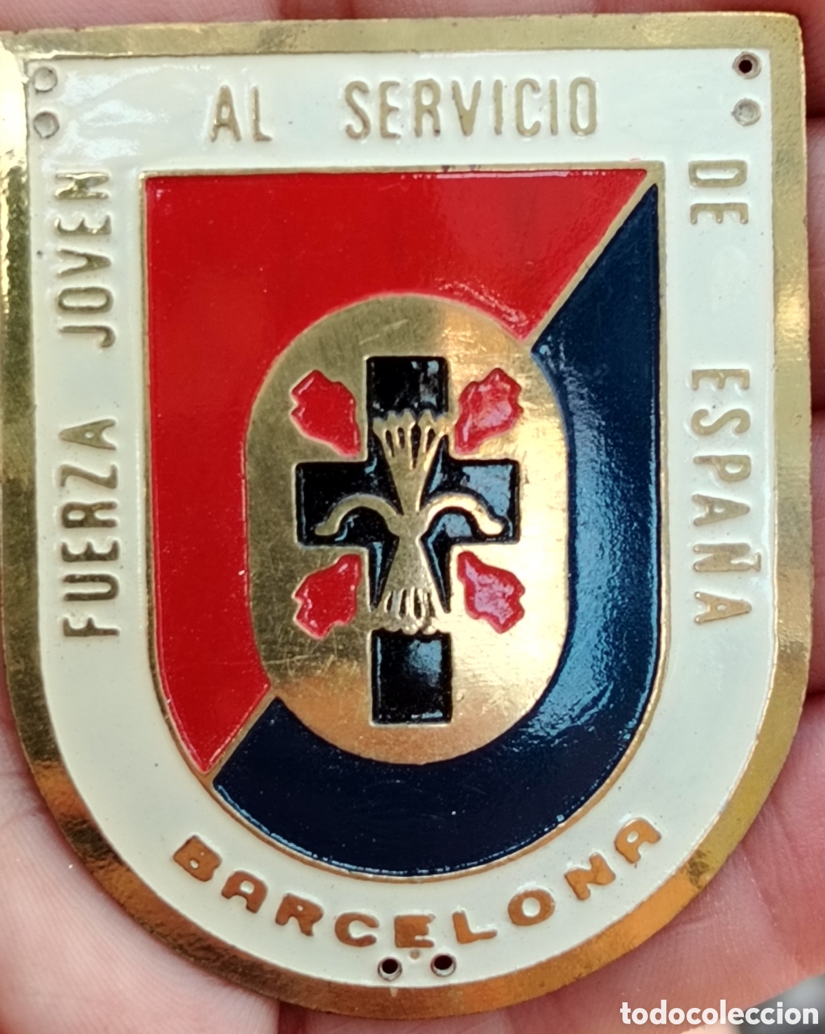 Militaria: Insignia Fuerza Joven al Servicio de Espa&ntilde;a (Barcelona) Falange