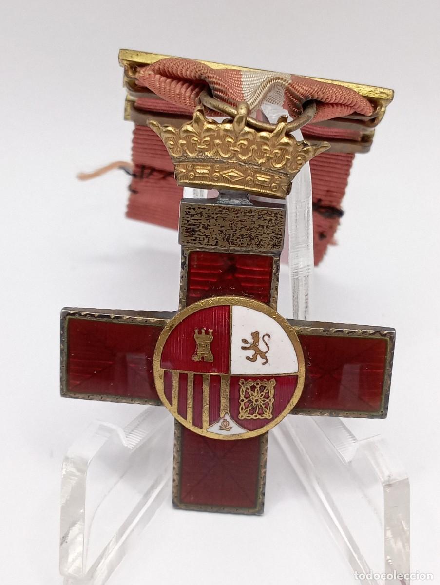 Militaria: Cruz del M&eacute;rito militar roja con tres repeticiones. Rep&uacute;blica