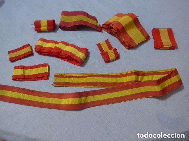Militaria: Antiguo gran lote de cinta bandera espa&ntilde;ola para medalla, mediados siglo XX.