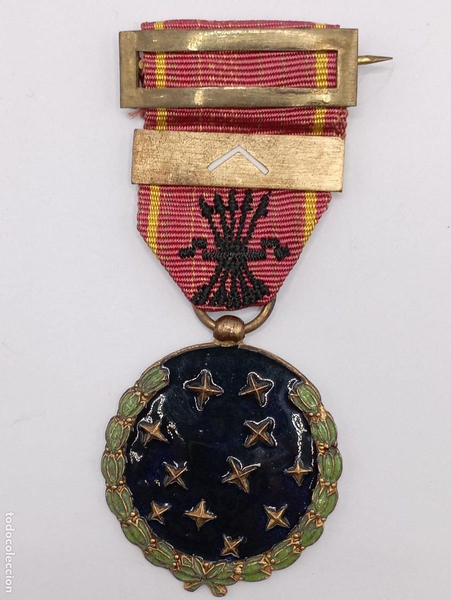 Militaria: Medalla de la Vieja Guardia. 1935. Primera linea. Falange.