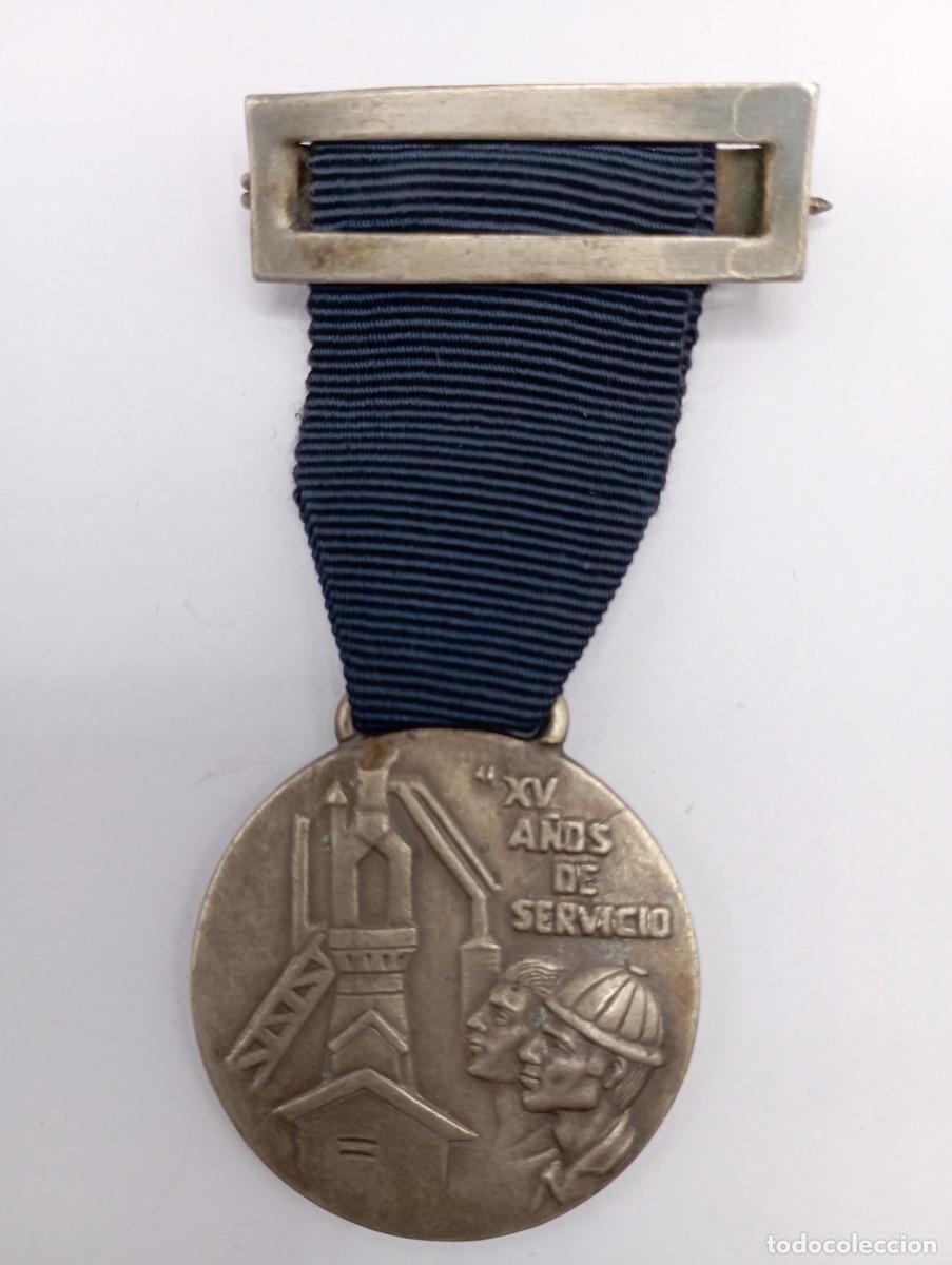 Military Antiques: Medalla Empresa Nacional Sider&uacute;rgica. 15 a&ntilde;os de servicio.