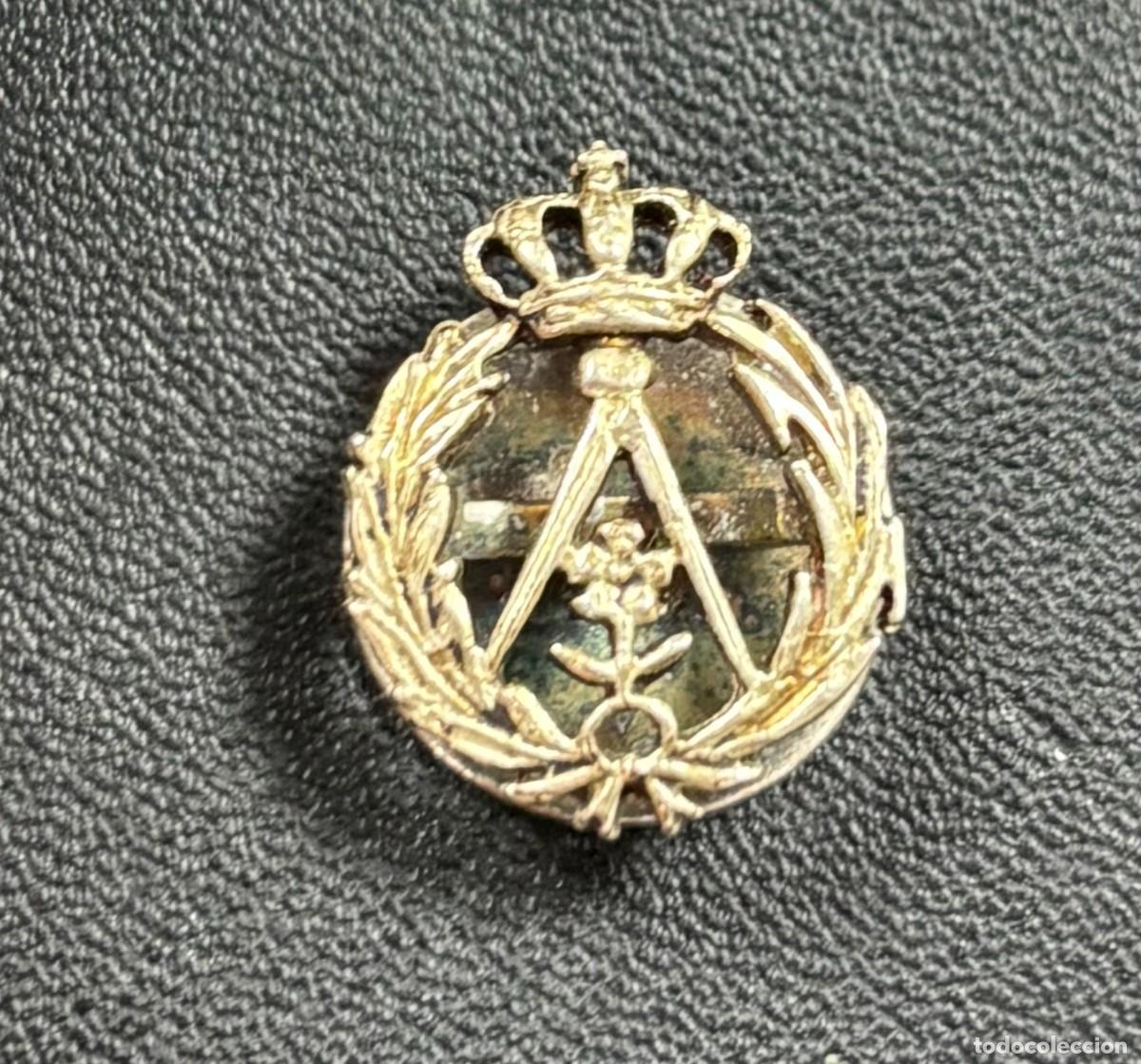 Militaria: Antigua insignia de Solapa de Arquitecto en plata