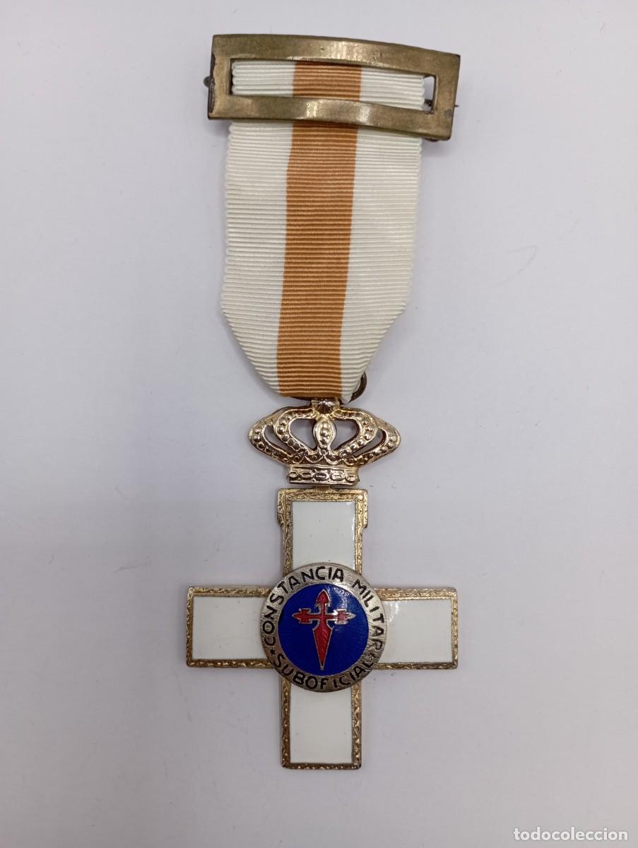 Militaria: Cruz a la Constancia Militar para suboficial. Monarqu&iacute;a.