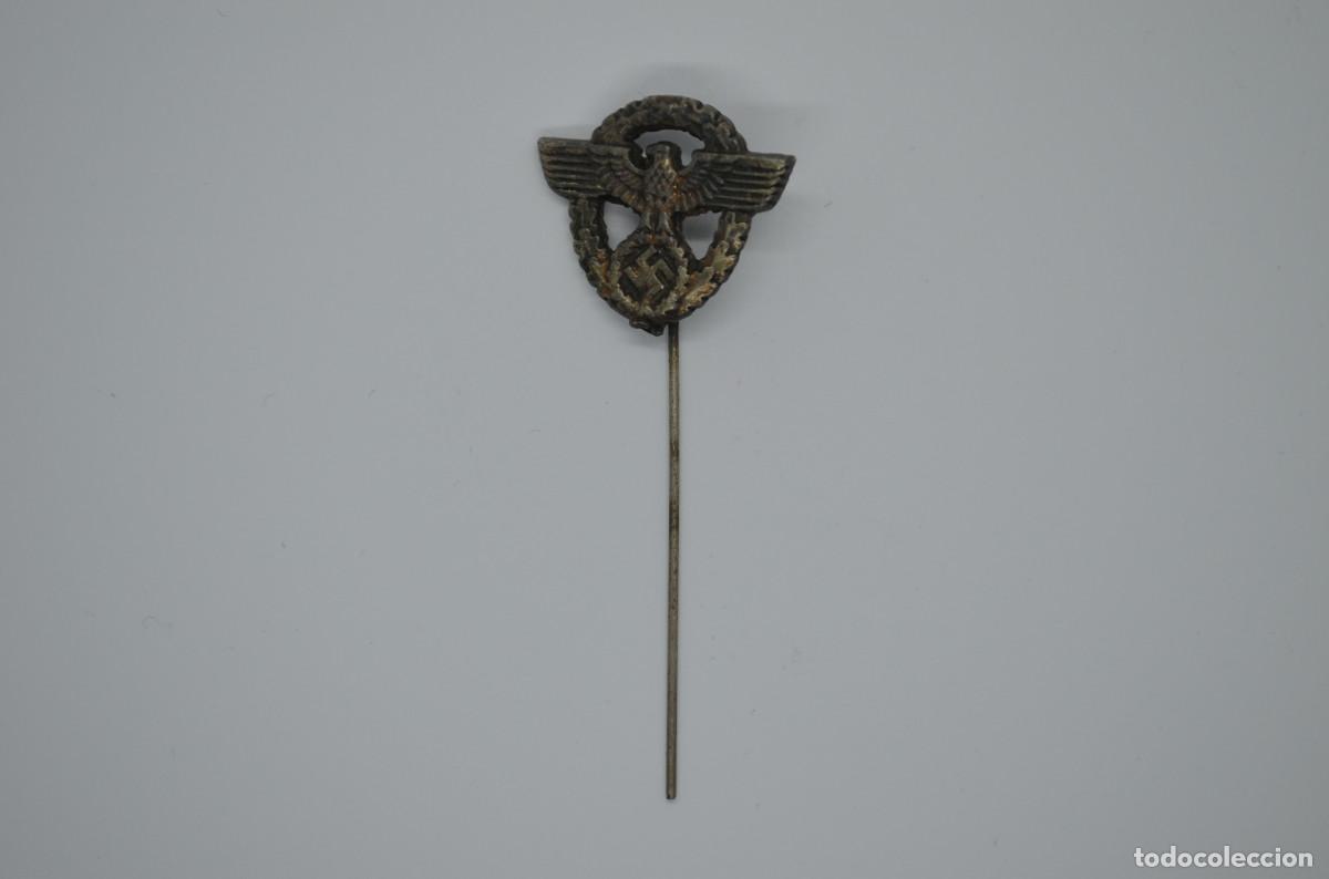 Militaria: WWII THE GERMAN MINIATURE POLIZEI