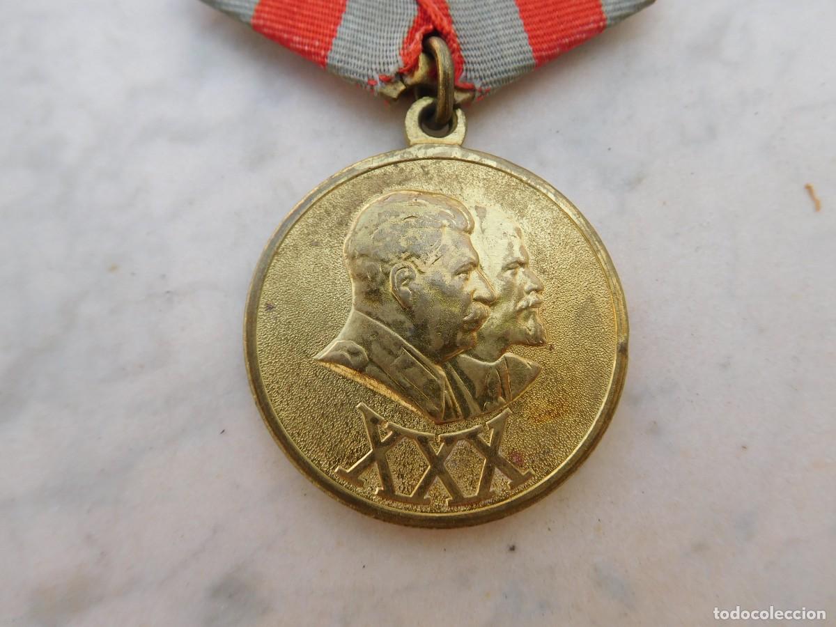 Militaria: Medalla sovi&eacute;tica del 30 aniversario de la creaci&oacute;n de las fuerzas armadas URSS Rusia