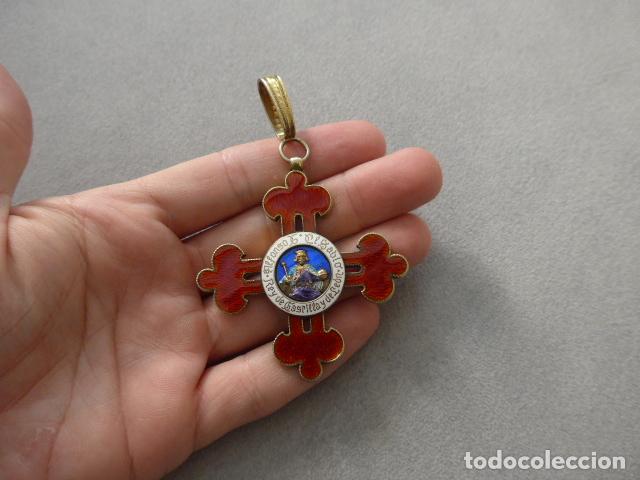Militaria: Antigua medalla de cuello, encomienda de la Orden de Alfonso X el sabio, Altiora peto. Original.