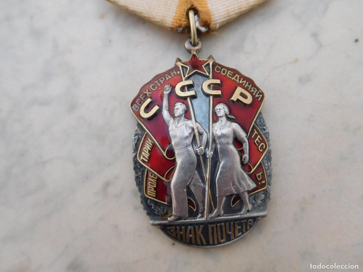 Militaria: Orden sovi&eacute;tica de la insignia de honor en el trabajo de 3&ordf; Clase URSS Rusia 945.635