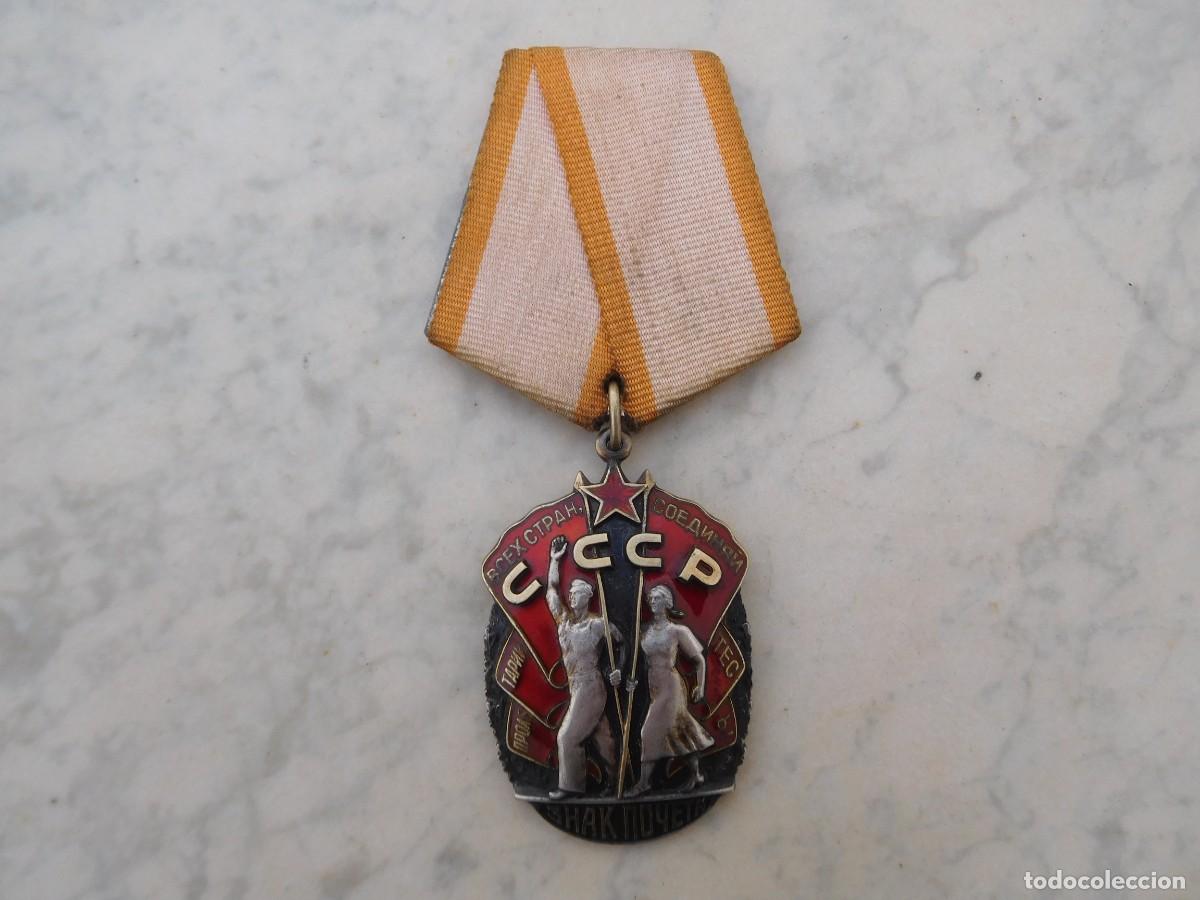 Militaria: Orden sovi&eacute;tica de la insignia de honor en el trabajo de 3&ordf; Clase URSS Rusia 993.153