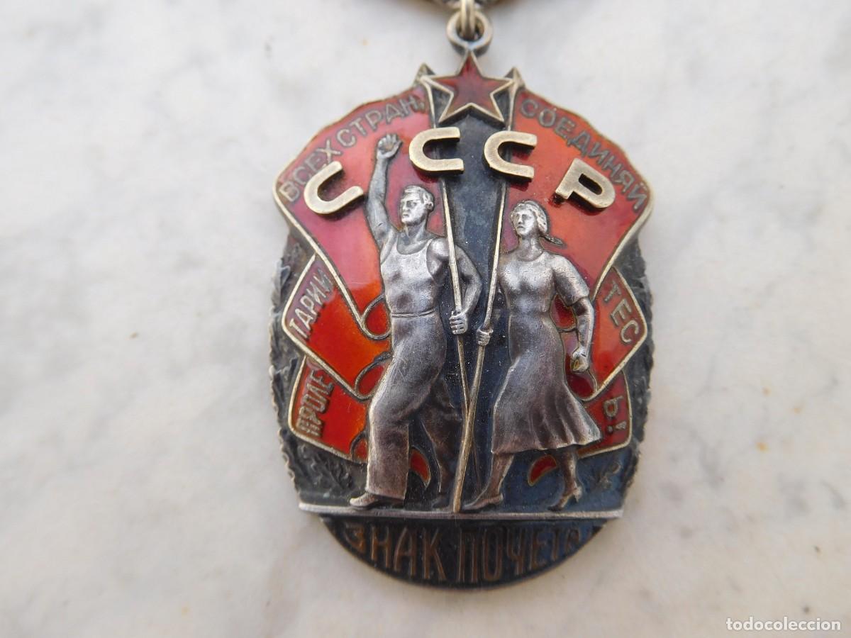 Militaria: Orden sovi&eacute;tica de la insignia de honor en el trabajo de 3&ordf; Clase URSS Rusia 257.171