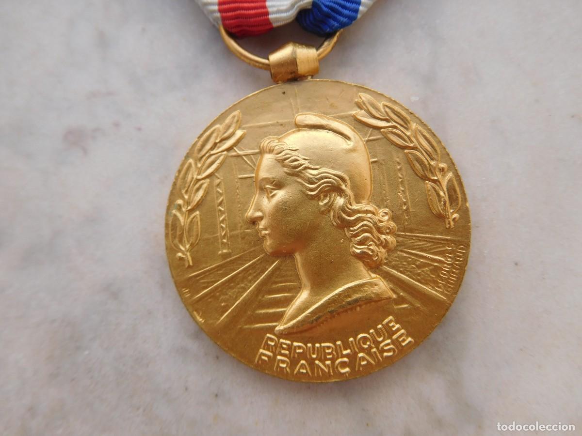 Militaria: Francia. Medalla de honor de los caminos de hierro 1964 Ferrocarriles