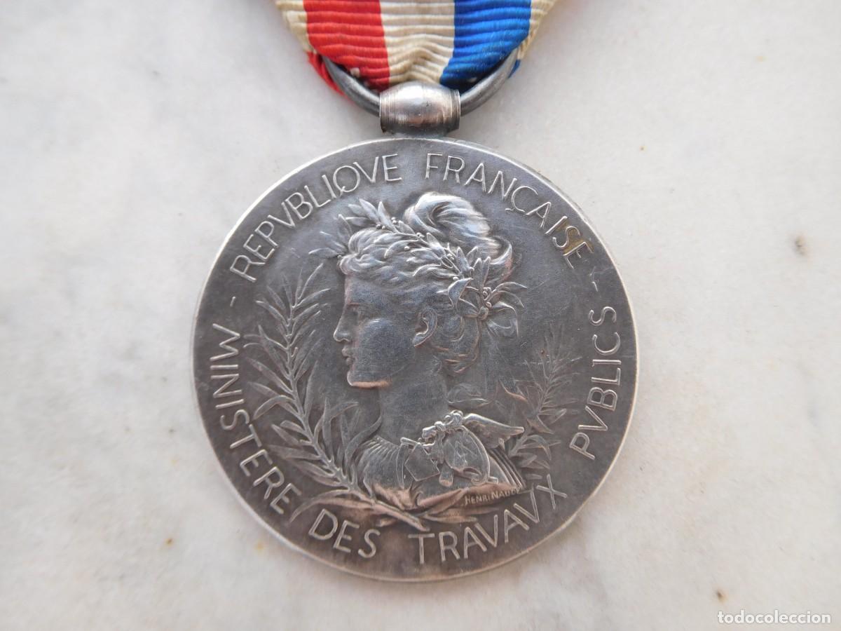 Militaria: Francia. Medalla de trabajos p&uacute;blicos primer modelo Naude