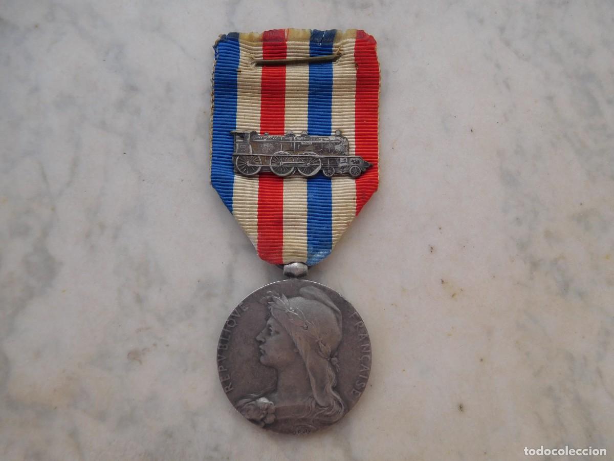 Militaria: Francia. Medalla del ministerio de trabajos p&uacute;blicos. Ferrocarriles