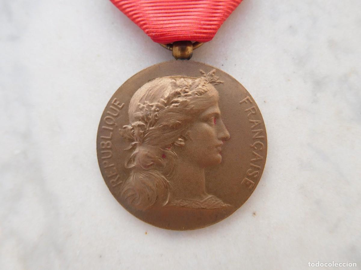 Militaria: Francia. Ministerio de la guerra 1959