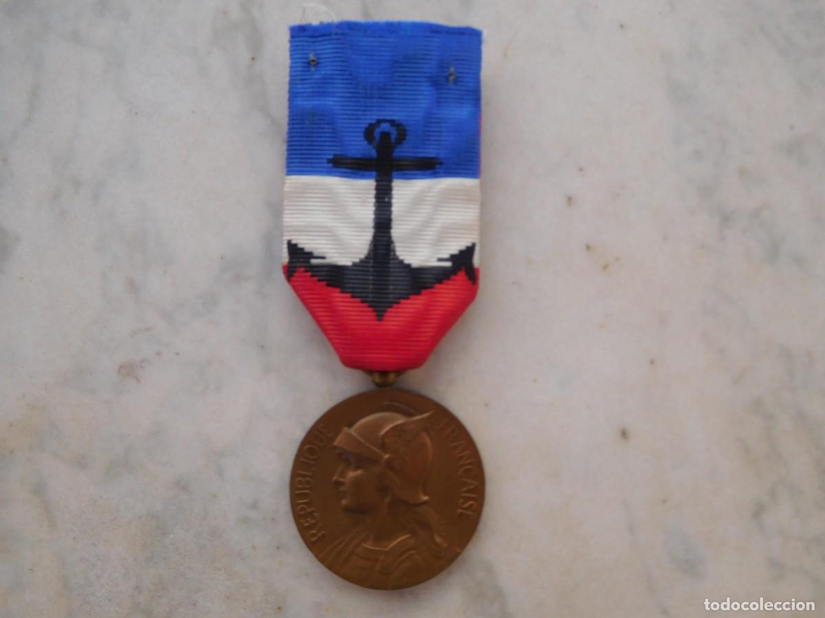 Militaria: Francia. medalla de la marina nacional 1976