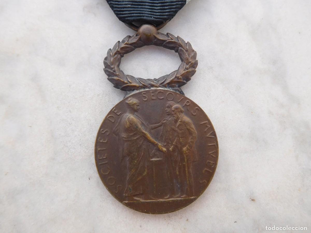Militaria: Francia. medalla del ministerio de trabajo y de la previsi&oacute;n social