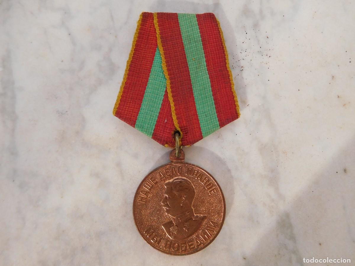 Militaria: Rusia URSS. Medalla por valiente trabajo durante la gran guerra patria. WW2