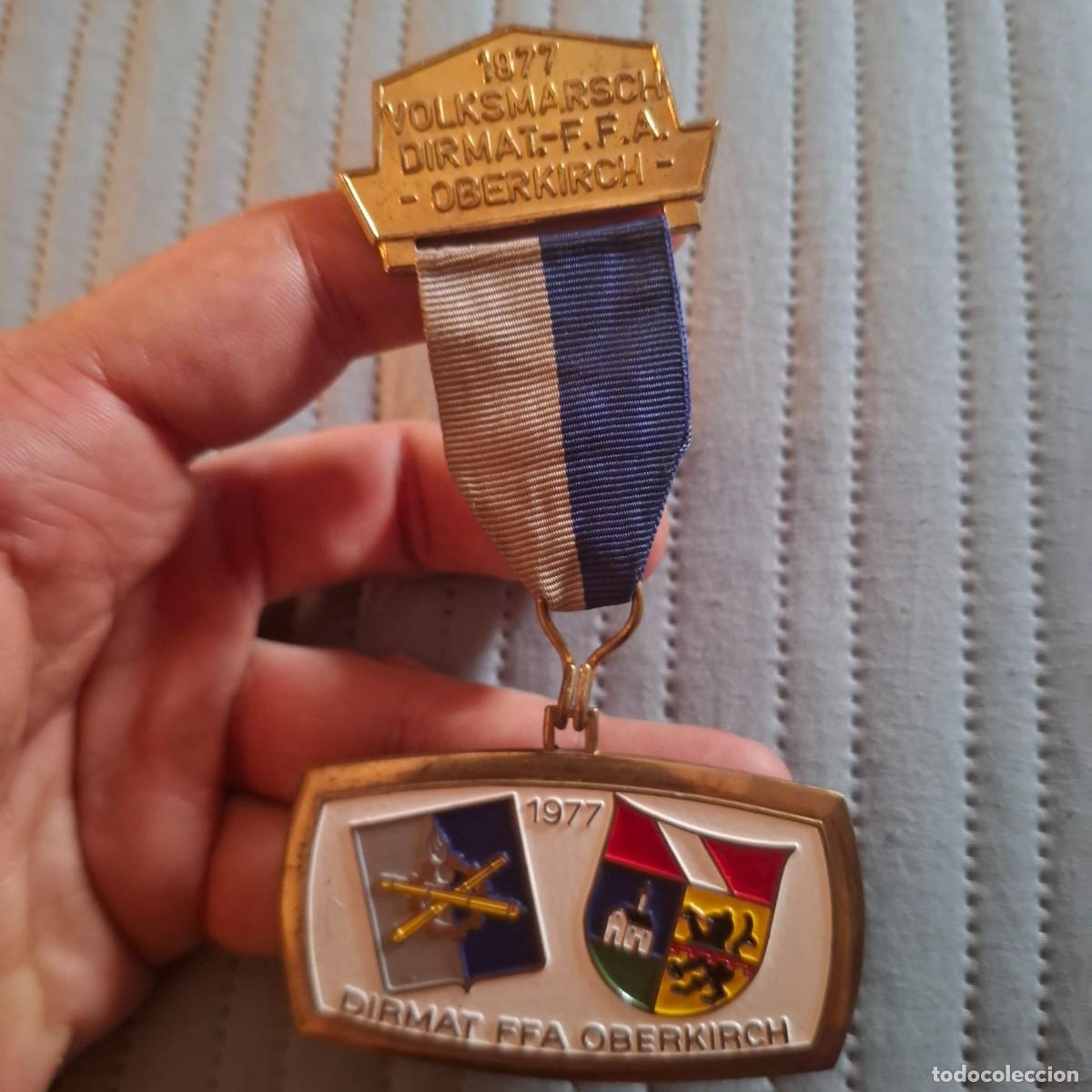 Militaria: Medalla militar conmemorativa 1977 . Marcha.
