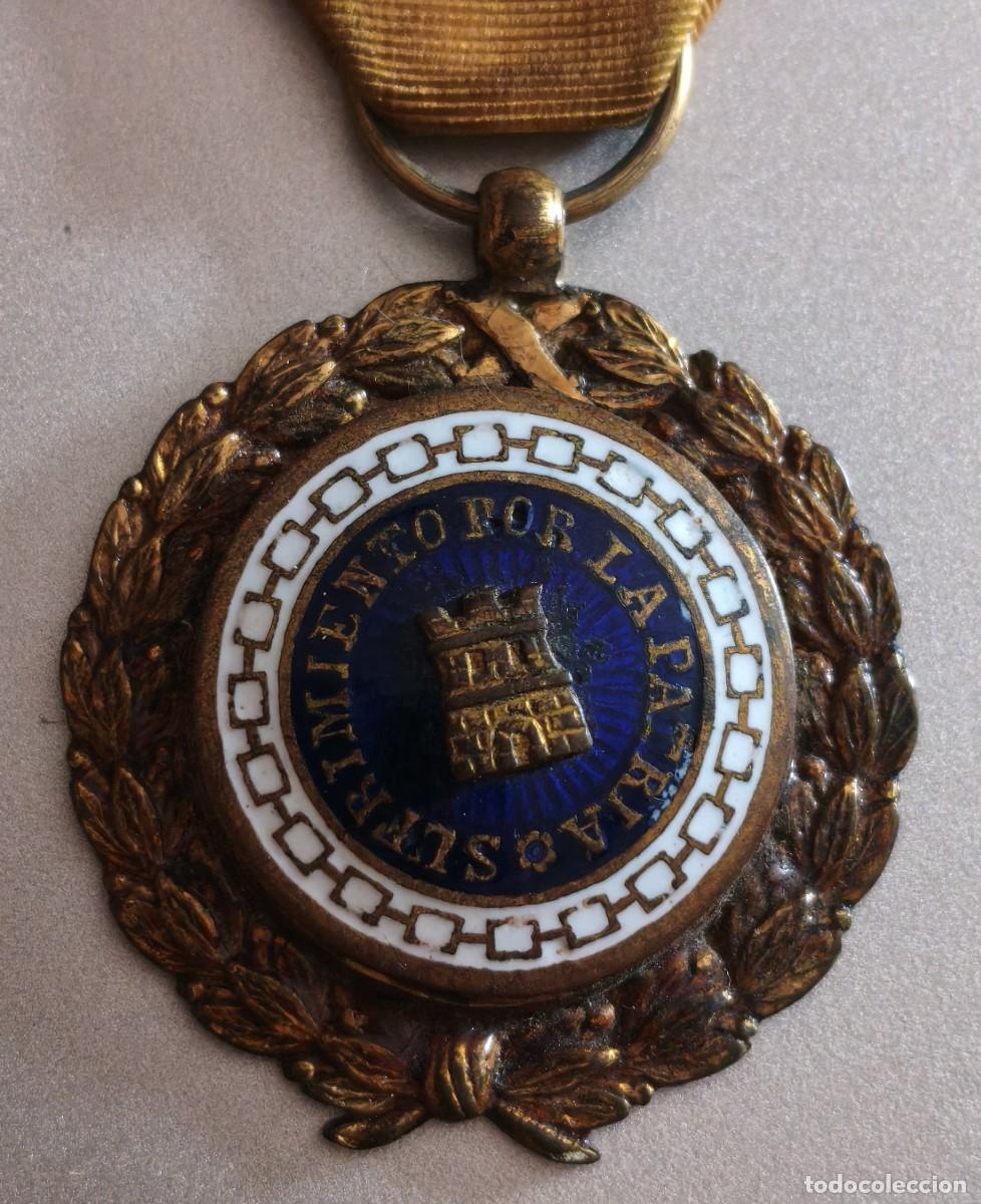 Militaria: Medalla de Sufrimientos por la Patria.
