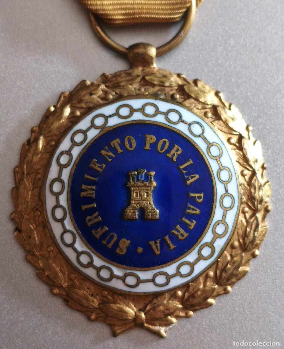 Militaria: Medalla de Sufrimientos por la Patria.