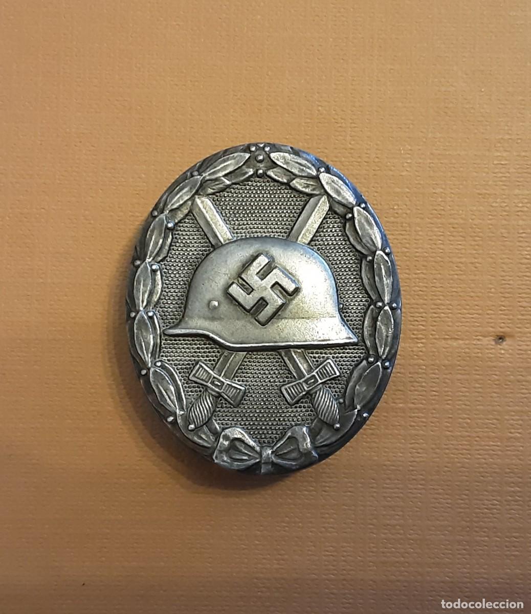 Militaria: Insignia de herido alemana WWII, modelo plata.