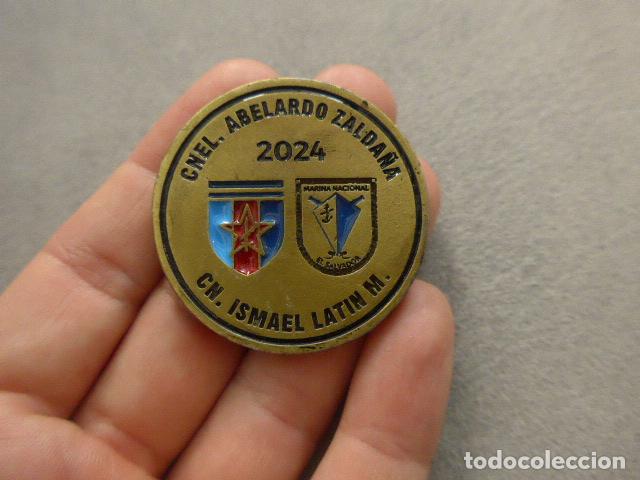 Militaria: Medalla original de la Fuerza armada de El Salvador, CESEDEN. Moneda