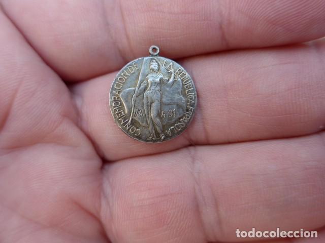 Militaria: ANTIGUA MEDALLA MARTINI ROSSI CONMEMORACION DE LA REPUBLICAESPA&Ntilde;OLA 14-4-1931 DE PLATA