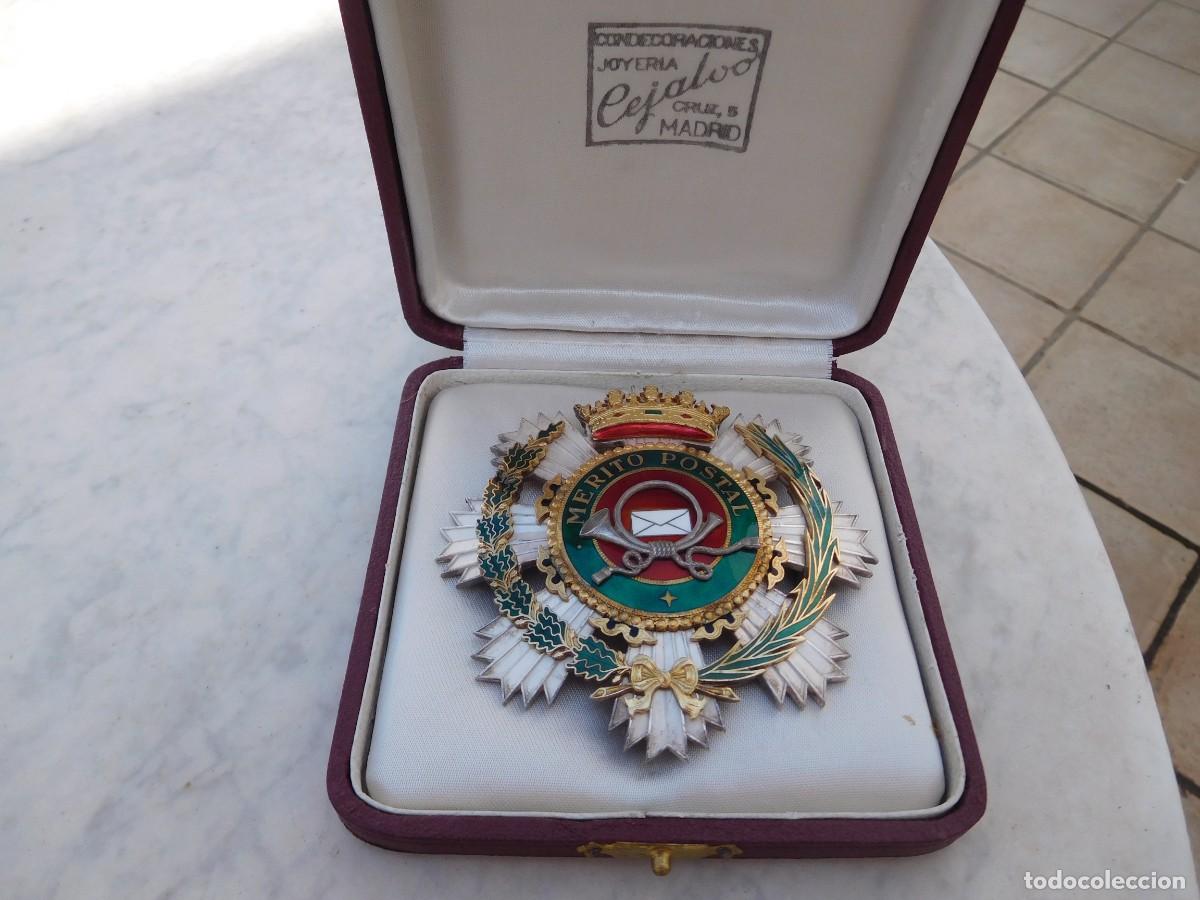 Militaria: Gran placa de la orden del m&eacute;rito postal