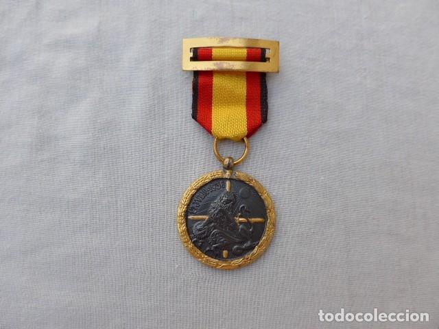 Militaria: MEDALLA DE LCAMPA&Ntilde;A GUERRA CIVIL 1936/39 LEGION CONDOR VANGUARDIA CON PI&Ntilde;A TIPO 1