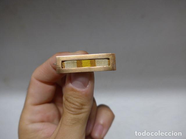 Militaria: Antiguo pasador o prendedor de medalla espa&ntilde;ola de la campa&ntilde;a de guerra civil, original.